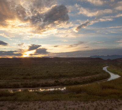 10-Acre Riverview Paradise